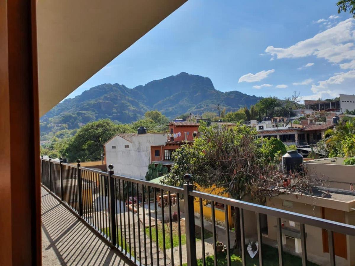 Hotel Artesanos 11 By Rotamundos Tepoztlán Exterior foto